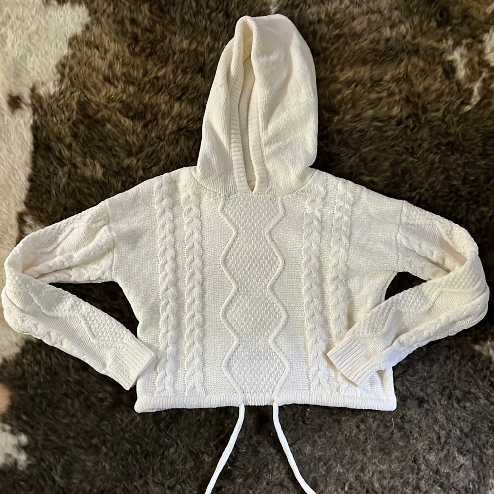 Hippie Rose SUPER SOFT cropped hoodie. NEVER WORN.